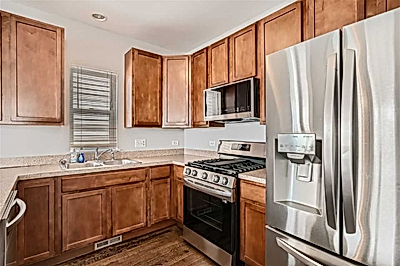 2 Bedroom Condo for Rent
