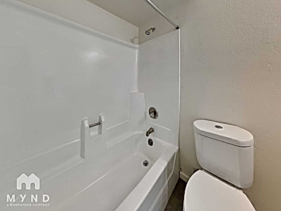  Beautiful 2-Bedroom Apartment for Rent