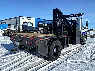 2005 International 4300 Knuckle Boom Truck