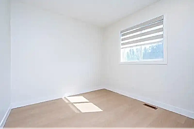 Beautiful 3-Bed 2-Bath Main Level Home For Rent