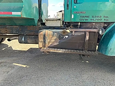 2000 Sterling Acterra Single Axle Dump Truck with CAT 3126