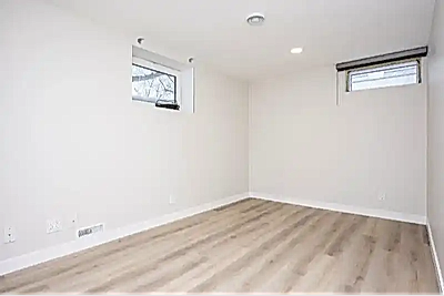 Beautifully Updated 2 Bedroom Basement Suite For Rent