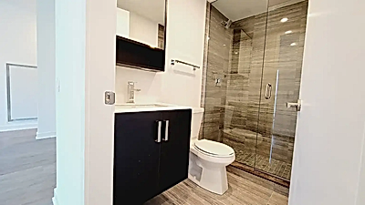 Spacious 1+Den Condo in Prime Downtown Location For Rent