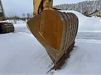 1985 CAT 245 Long Reach Excavator