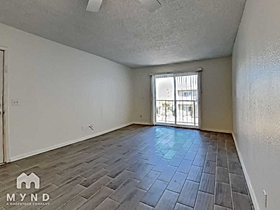  Beautiful 2-Bedroom Apartment for Rent