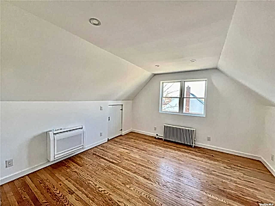 Beautifully renovated 1 bedroom cozy apartment for Rent