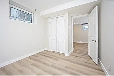Beautifully Updated 2 Bedroom Basement Suite For Rent