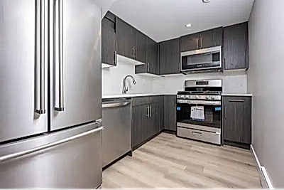 Beautifully Updated 2 Bedroom Basement Suite For Rent