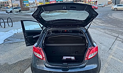 Mazda Mazda2 2013