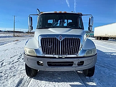 2005 International 4300 Knuckle Boom Truck