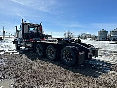 2005 Western Star Tri Axle Winch Truck