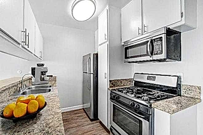 1 Bedroom Apartment for Rent