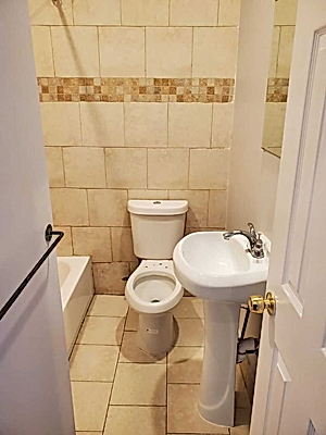 Spacious 2nd Floor - 2 Bedrooms Apartment for Rent
