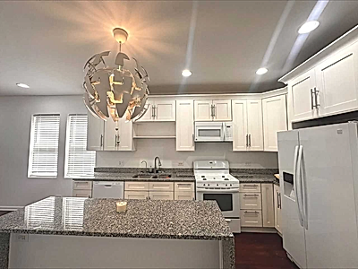 Beautifully rehabbed 3 large bedrooms apartment for rent