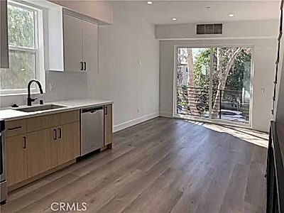 NEWLY BUILT TOWNHOMES FOR RENT