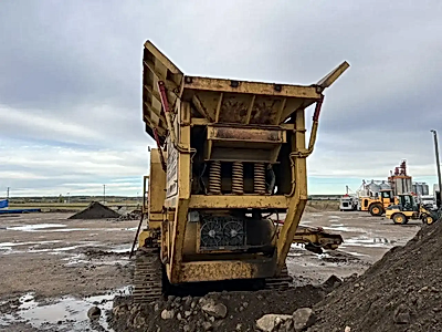 2004 CEC Terminator 26x42 Tracked Jaw Crusher with 5,994 Hours #8239 JA