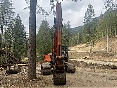 1998 Hitachi EX220 LC Excavator