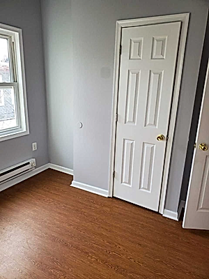 Spacious 2nd Floor - 2 Bedrooms Apartment for Rent
