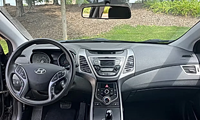 Hyundai Elantra 2016